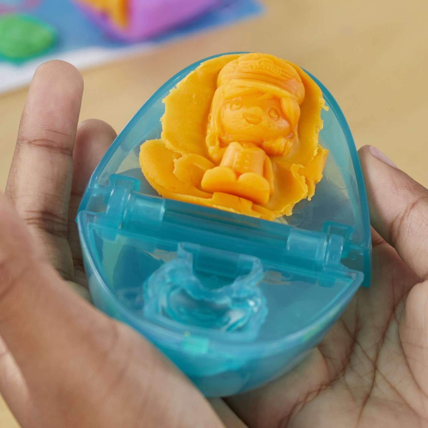 Play-Doh Airplane Explorer Starter Set - 4 Tubs - photo 7