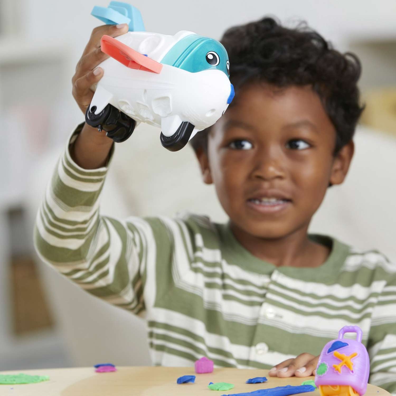 Play-Doh Airplane Explorer Starter Set - 4 Tubs - photo 12